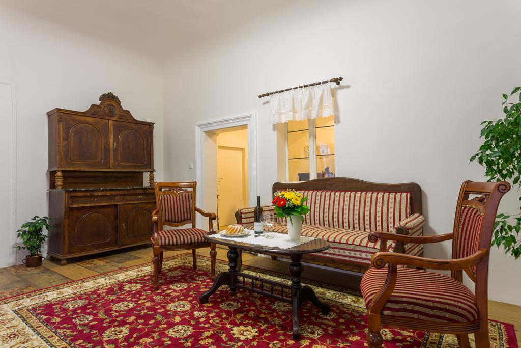 Zamecke Apartmany Litomysl Bagian luar foto